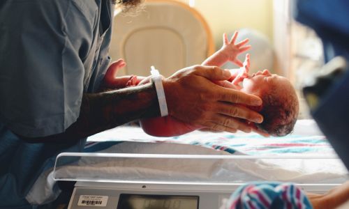 Cosa mettere nella valigia parto per partorire